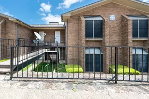 4552 Chaha Rd, Garland, TX 75043 - Photo 4