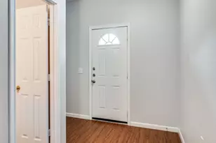 751 Pipeline Ct, Hurst, TX 76053 - Photo 2