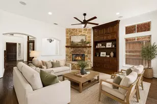 11292 Berkeley Hall Ln, Frisco, TX 75033 - Photo 4