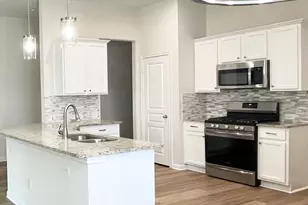 2705 Lumina Dr, Little Elm, TX 75068 - Photo 8