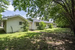 1819 Panhandle St, Denton, TX 76201 - Photo 34