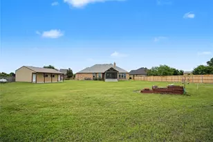 178 Chazlynn Ct, Waxahachie, TX 75165 - Photo 36