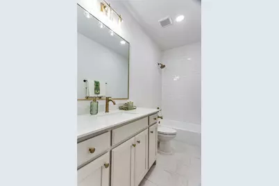 622 Sterling Court, Benbrook, TX 76126 - Photo 22