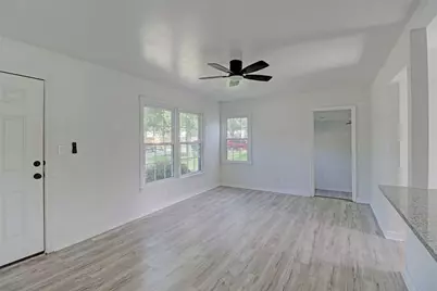 4709 Marks Place, Fort Worth, TX 76116 - Photo 2