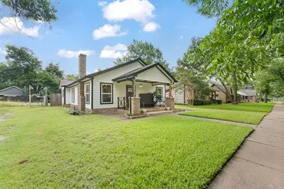111 Bellevue Drive, Cleburne, TX 76033 - Photo 1