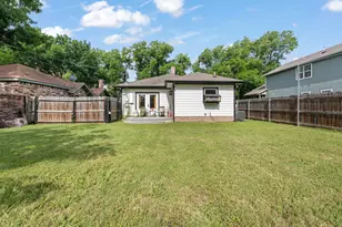 111 Bellevue Dr, Cleburne, TX 76033 - Photo 24
