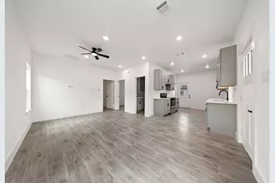 220 Calvert Street, Sulphur Springs, TX 75482 - Photo 14