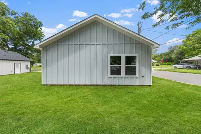 220 Calvert Street, Sulphur Springs, TX 75482 - Photo 12