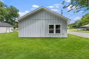 220 Calvert St, Sulphur Springs, TX 75482 - Photo 12