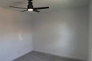 2213 Mockingbird Ln, Garland, TX 75042 - Photo 16