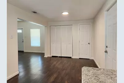 2545 Metropolitan Avenue, Dallas, TX 75215 - Photo 4