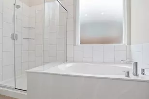 4923 Simmental Dr, Arlington, TX 76001 - Photo 12