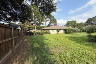 6400 Kingston Dr, Colleyville, TX 76034 - Photo 4