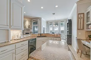 8115 Oak Hollow Dr, Arlington, TX 76001 - Photo 8