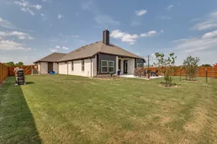 111 Tetrad Cir, Waxahachie, TX 75165 - Photo 22