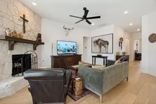 111 Tetrad Cir, Waxahachie, TX 75165 - Photo 6