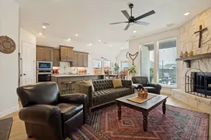 111 Tetrad Cir, Waxahachie, TX 75165 - Photo 4