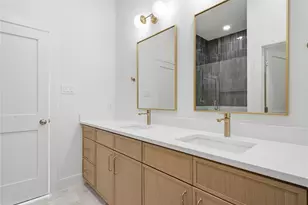 2622 Bainbridge Dr, Dallas, TX 75237 - Photo 30