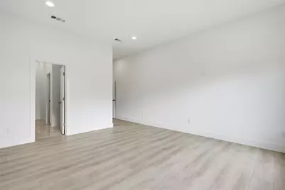 2622 Bainbridge Drive, Dallas, TX 75237 - Photo 26
