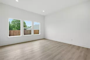 2622 Bainbridge Dr, Dallas, TX 75237 - Photo 26