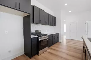 2626 Bainbridge Dr, Dallas, TX 75237 - Photo 6