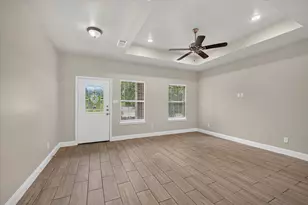 3205 Bois D Arc St, Greenville, TX 75401 - Photo 4
