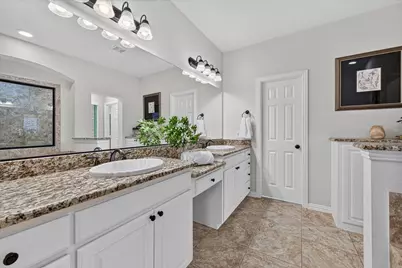 1200 Jasmine Street, Lantana, TX 76226 - Photo 14