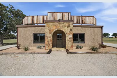 4711 S Highway 281, Mineral Wells, TX 76067 - Photo 2