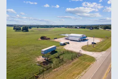 324 E Highway 6, Iredell, TX 76649 - Photo 22