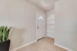 5074 Mayfair St, Fort Worth, TX 76116 - Photo 2