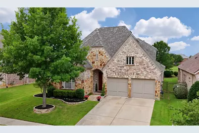 8900 Bluestem Drive, Lantana, TX 76226 - Photo 2