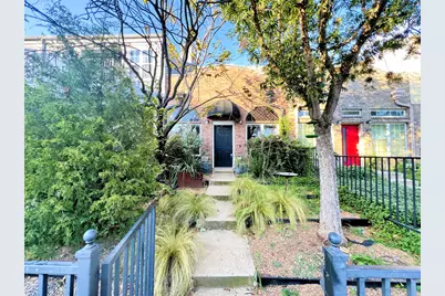 1813 S Ervay Street, Dallas, TX 75215 - Photo 1