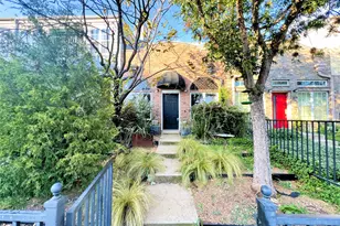 1813 S Ervay St, Dallas, TX 75215 - Photo 1