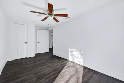 710 E Lamar Street, Sherman, TX 75090 - Photo 18