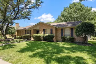 2413 Village Green Dr, Garland, TX 75044 - Photo 2