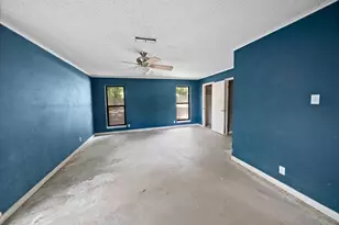209 Magnolia, Chandler, TX 75758 - Photo 10