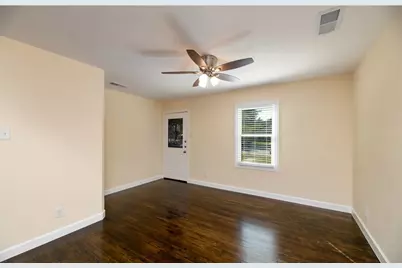 2610 Michigan Avenue, Dallas, TX 75216 - Photo 6