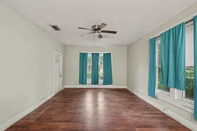 714 Ritchey Street, Gainesville, TX 76240 - Photo 14