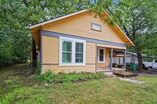 714 Ritchey St, Gainesville, TX 76240 - Photo 2