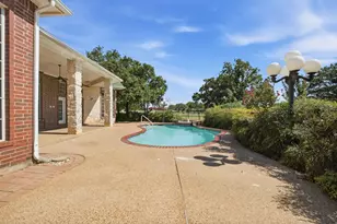 9439 St Johns Ct, Pilot Point, TX 76258 - Photo 2