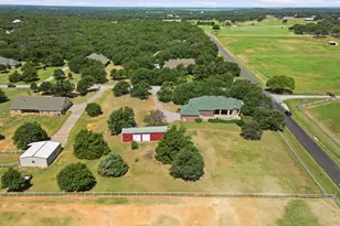9439 St Johns Ct, Pilot Point, TX 76258 - Photo 36