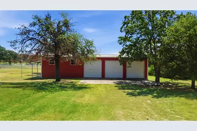 9439 Saint Johns Court, Pilot Point, TX 76258 - Photo 34