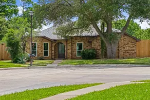 2008 Rochelle Ln, Carrollton, TX 75007 - Photo 30