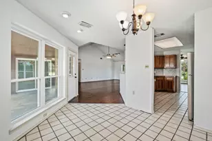 2008 Rochelle Ln, Carrollton, TX 75007 - Photo 10