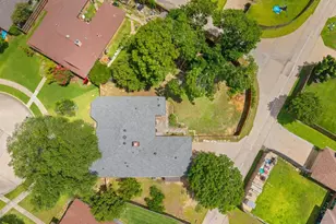 2008 Rochelle Ln, Carrollton, TX 75007 - Photo 34