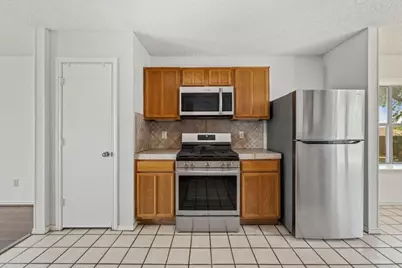 2008 Rochelle Lane, Carrollton, TX 75007 - Photo 12