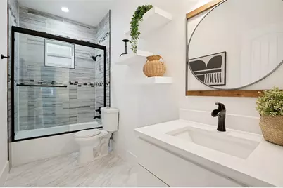 916 S Montreal Avenue, Dallas, TX 75208 - Photo 18