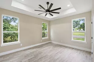 201 E Freeman St, Ennis, TX 75119 - Photo 4