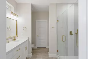 201 E Freeman St, Ennis, TX 75119 - Photo 12