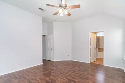 5548 Norris Drive, The Colony, TX 75056 - Photo 8